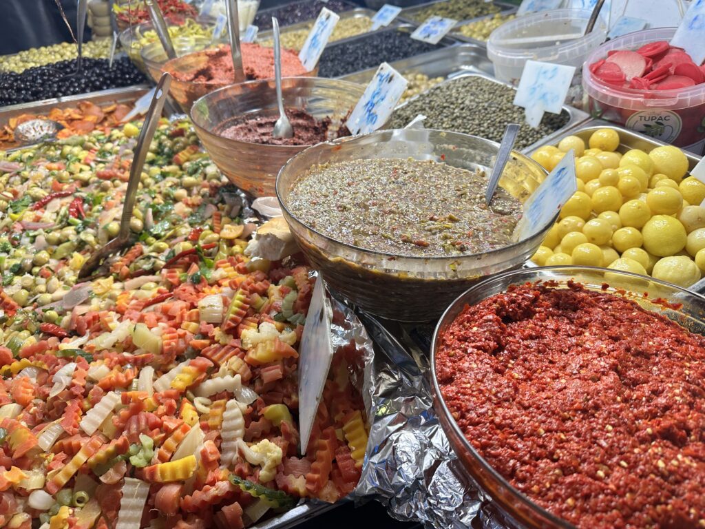 القناة الاولى في ميدان اكل الشارع التونسي
